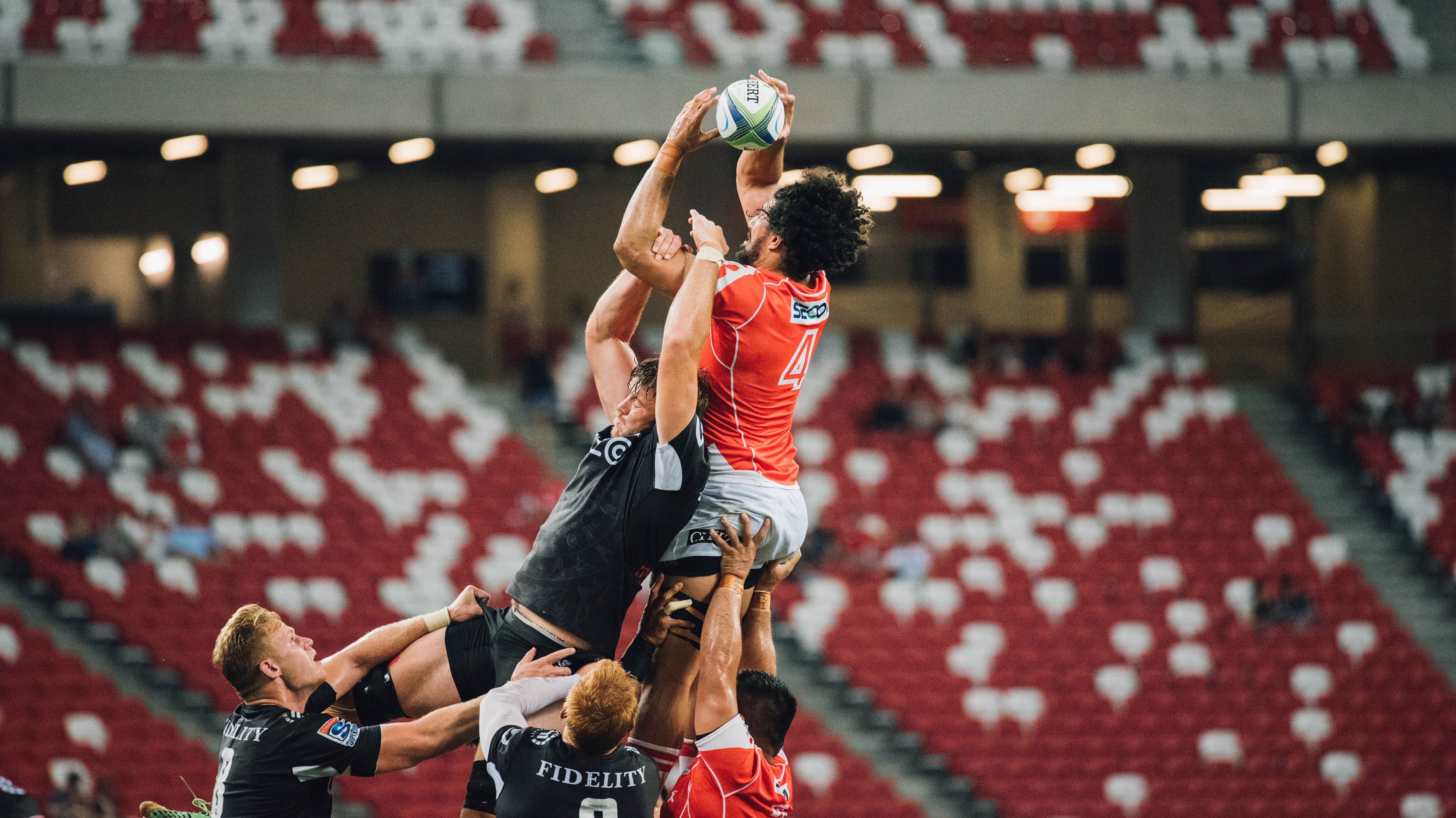 爱游戏ayx-“2025世界运动会：运动舞蹈赛场，舞者以极限动作挑战完美姿态”